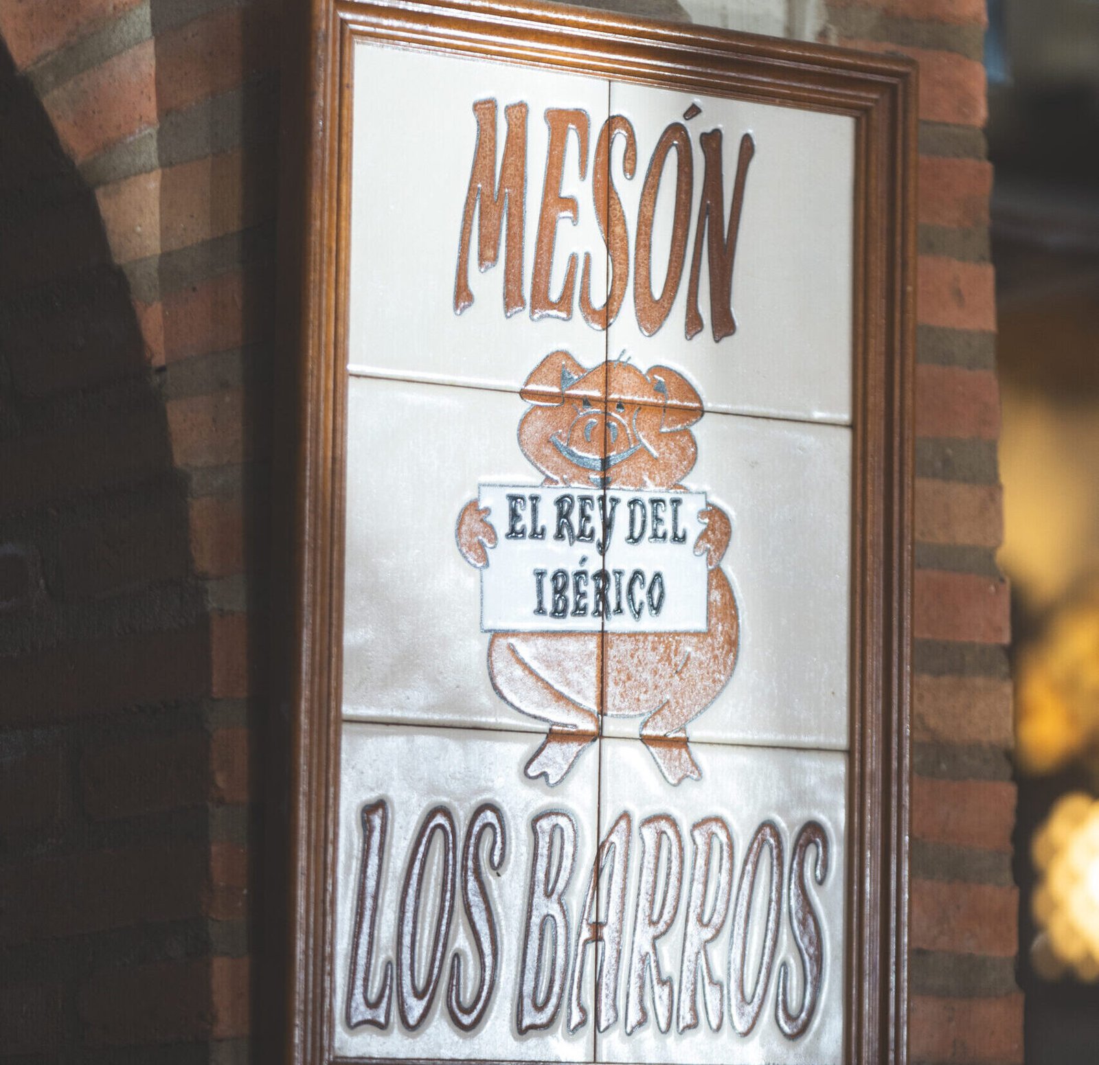 Letrero cerámico Mesón Los Barros